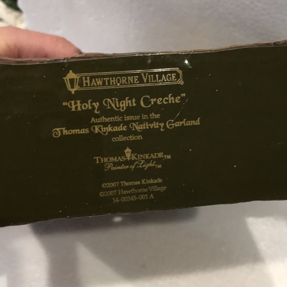 Thomas Kinkade “The Holy Family & Holy Night Crèche” sculpture set - Picture 5 of 15